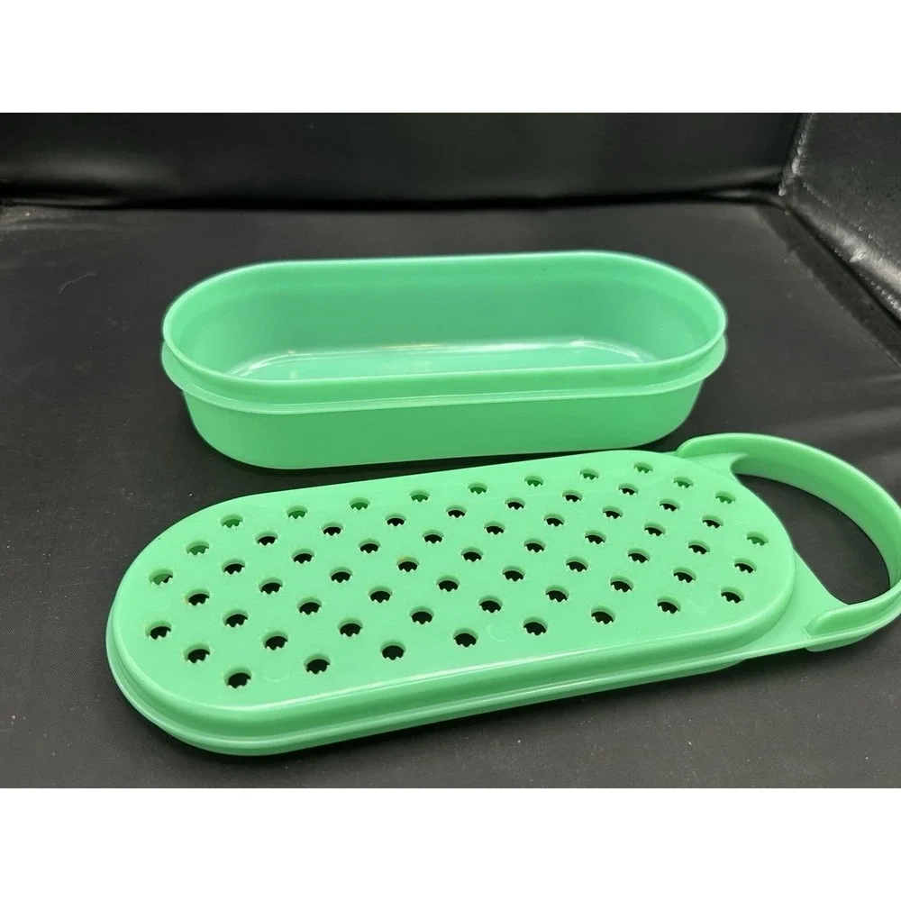 Tupperware cheese grater